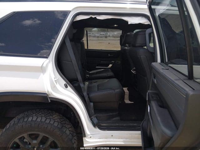 2023 TOYOTA SEQUOIA PLATINUM 8