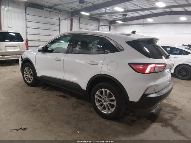 2021 FORD ESCAPE SE 3