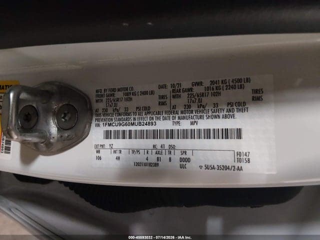 2021 FORD ESCAPE SE 9