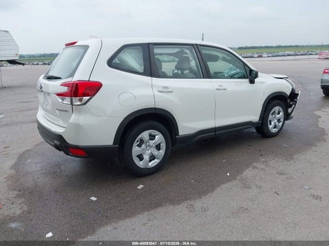 2023 SUBARU FORESTER 4