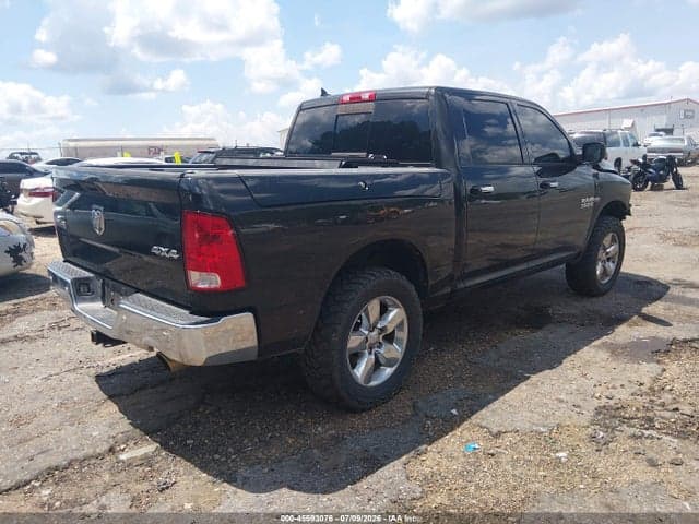 2017 RAM 1500 BIG HORN 4X4 5'7 BOX 4