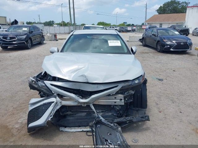 2022 TOYOTA CAMRY SE 12