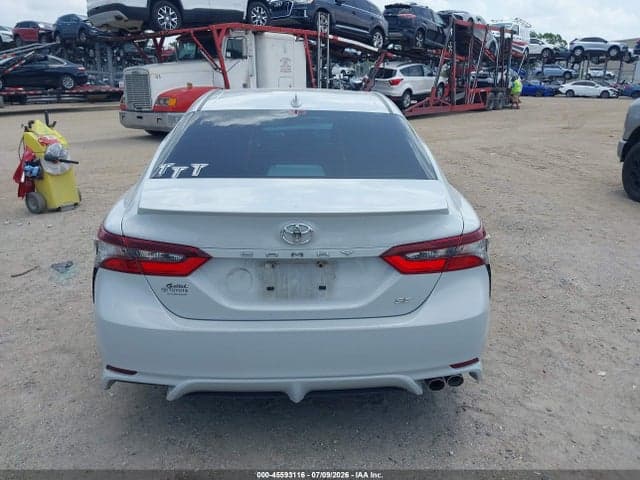 2022 TOYOTA CAMRY SE 16