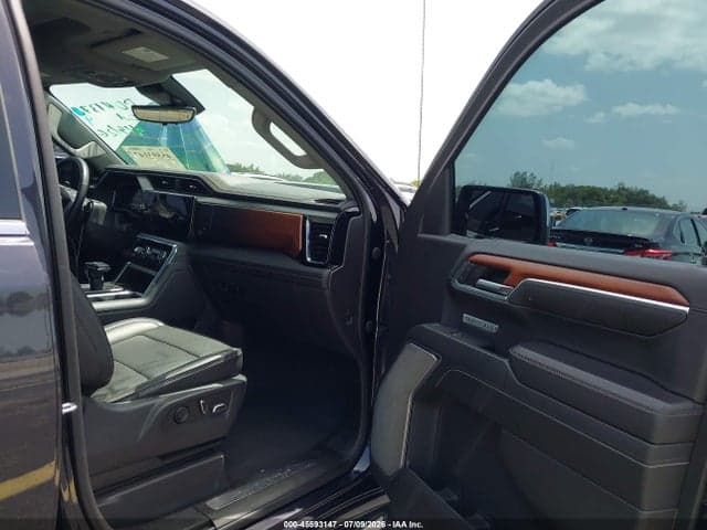 2023 GMC SIERRA 1500 4WD SHORT BOX DENALI 5