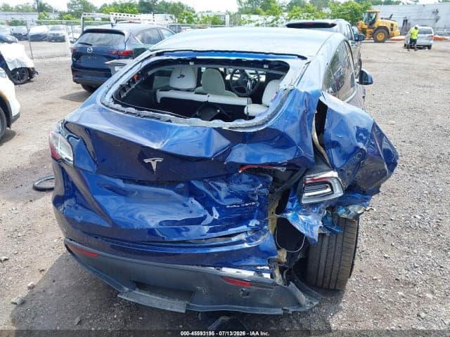 2021 TESLA MODEL Y LONG RANGE DUAL MOTOR ALL-WHEEL DRIVE 6