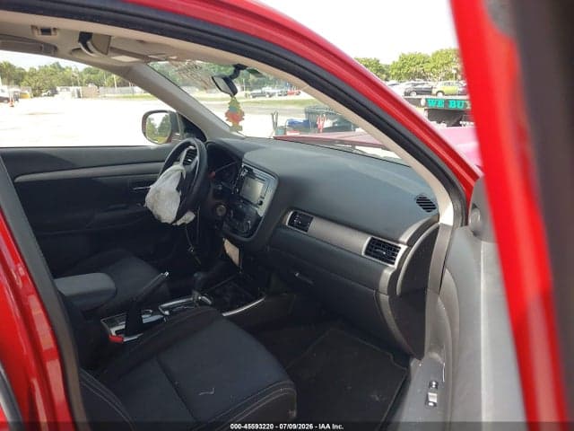 2017 MITSUBISHI OUTLANDER ES 5