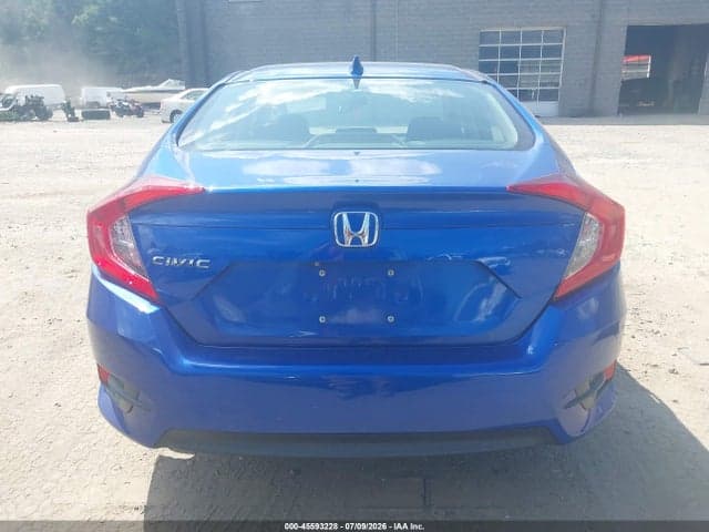2018 HONDA CIVIC EX 17