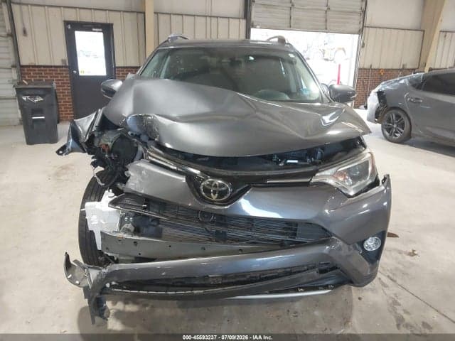 2018 TOYOTA RAV4 XLE 13