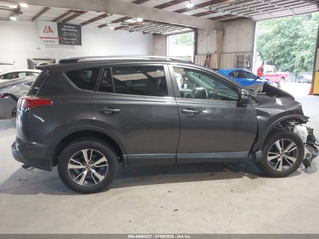 2018 TOYOTA RAV4 XLE 14