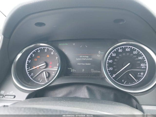 2018 TOYOTA CAMRY XLE 7