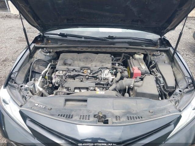 2018 TOYOTA CAMRY XLE 10