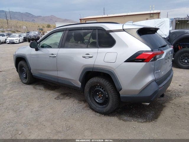 2020 TOYOTA RAV4 LE 3