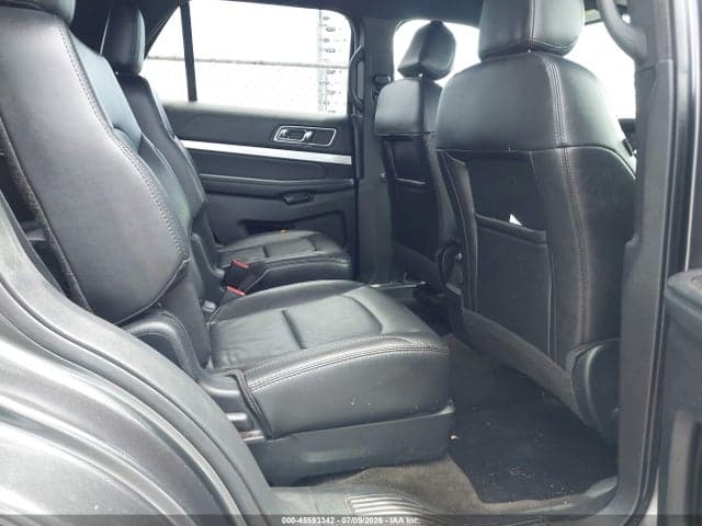 2017 FORD EXPLORER XLT 8