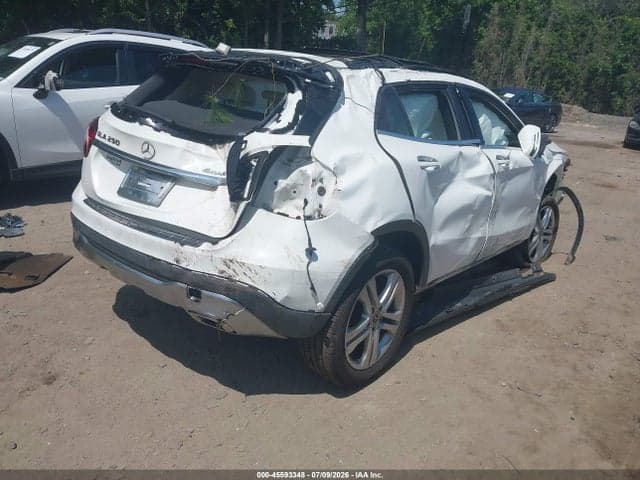 2020 MERCEDES-BENZ GLA 250 4MATIC 4