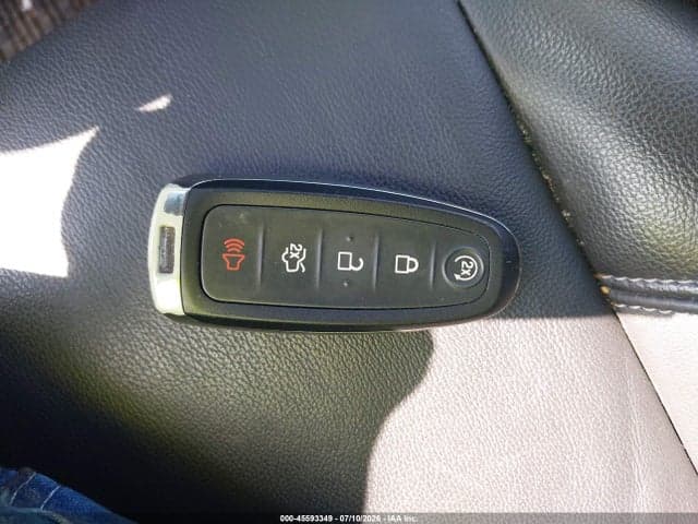 2019 FORD ESCAPE TITANIUM 11