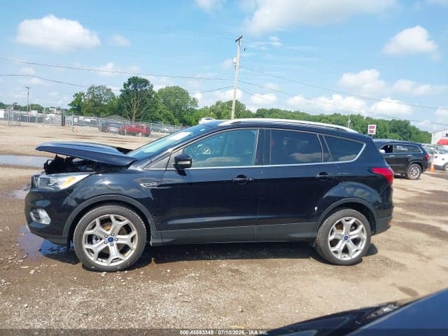 2019 FORD ESCAPE TITANIUM 14