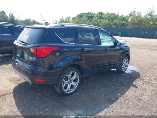 2019 FORD ESCAPE TITANIUM 4