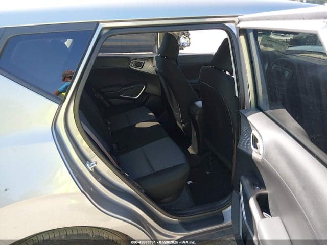 2024 KIA SOUL LX 8