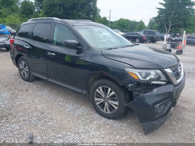 2017 NISSAN PATHFINDER SV