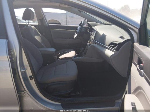 2020 HYUNDAI ELANTRA VALUE EDITION 5