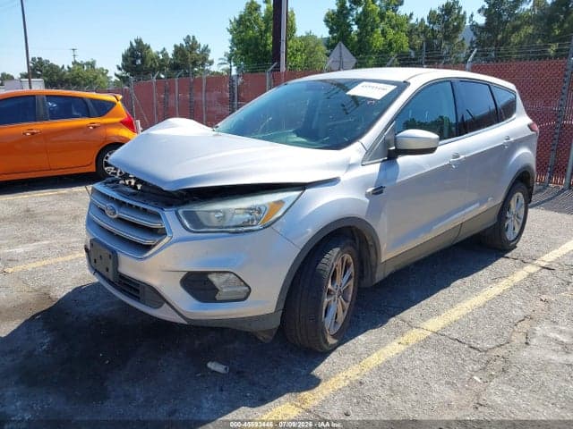 2017 FORD ESCAPE SE 2
