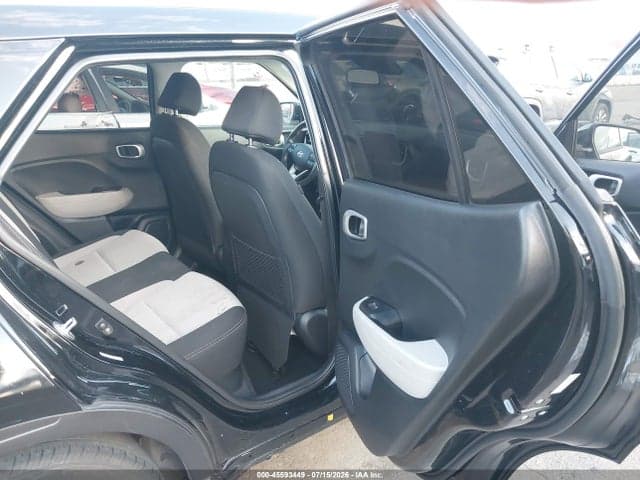 2021 HYUNDAI VENUE SEL 9