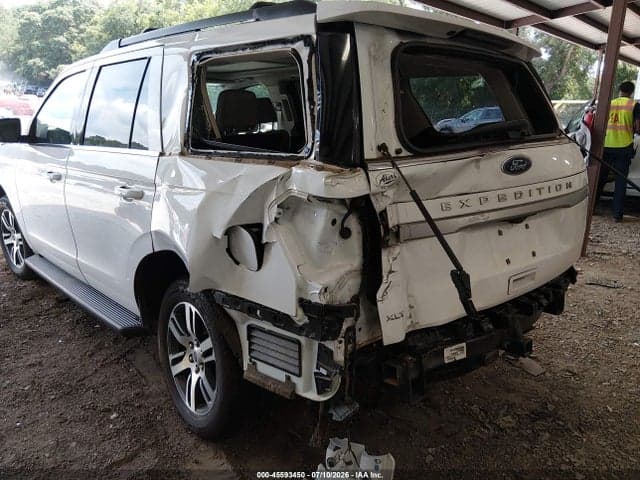 2024 FORD EXPEDITION XLT 6