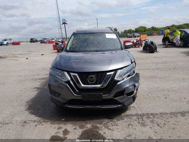 2018 NISSAN ROGUE SV 12