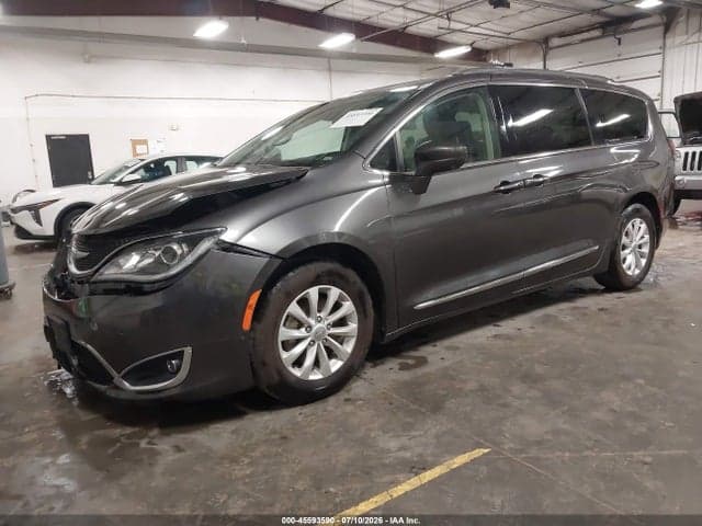 2018 CHRYSLER PACIFICA TOURING L 2