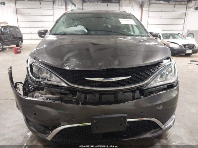 2018 CHRYSLER PACIFICA TOURING L 13