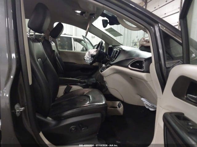 2018 CHRYSLER PACIFICA TOURING L 5