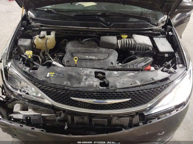 2018 CHRYSLER PACIFICA TOURING L 10
