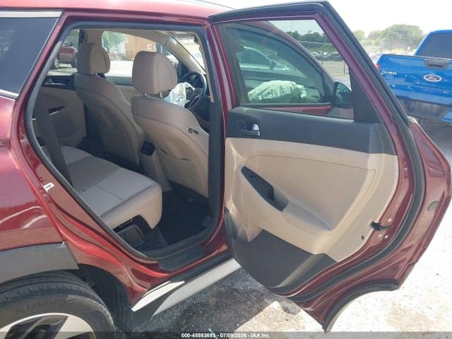 2017 HYUNDAI TUCSON SPORT 8