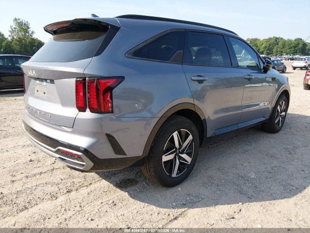 2022 KIA SORENTO S 4