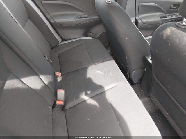 2025 NISSAN VERSA 1.6 S 8