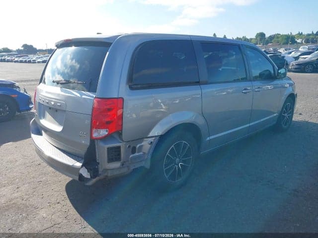2019 DODGE GRAND CARAVAN GT 4