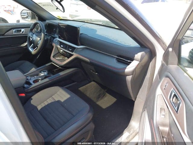 2025 FORD EXPLORER ST-LINE 5
