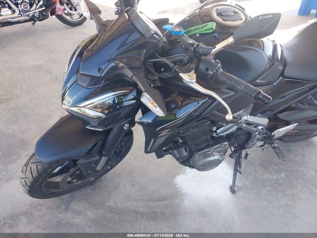 2017 KAWASAKI ZR900 2