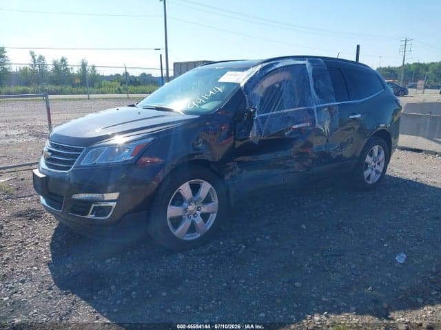 2017 CHEVROLET TRAVERSE LT 2