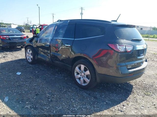 2017 CHEVROLET TRAVERSE LT 3
