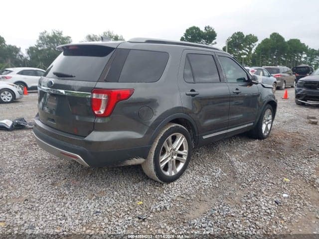 2017 FORD EXPLORER XLT 4