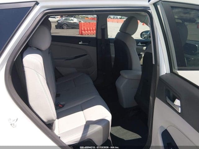 2021 HYUNDAI TUCSON VALUE 8