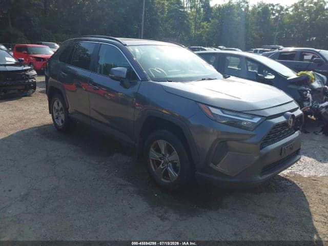 2024 TOYOTA RAV4 XLE 1