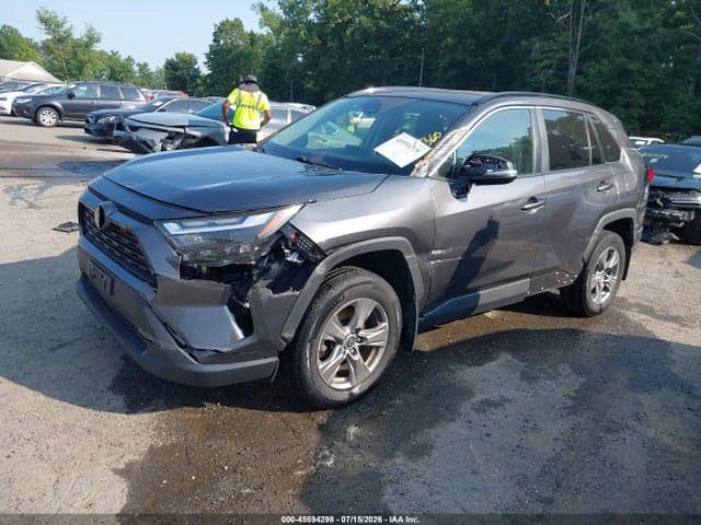2024 TOYOTA RAV4 XLE 2