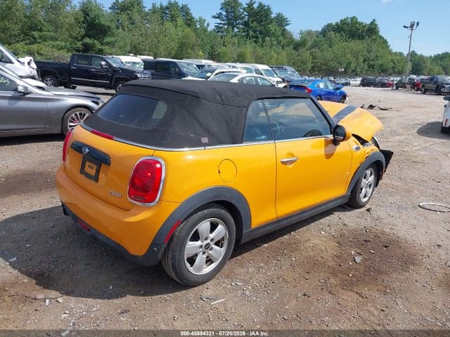 2017 MINI CONVERTIBLE COOPER 4