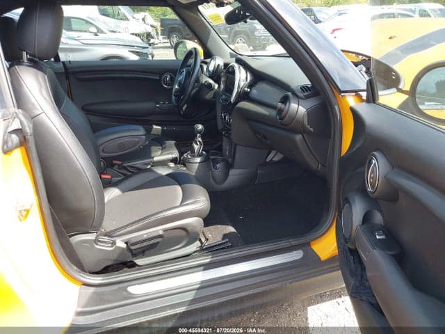 2017 MINI CONVERTIBLE COOPER 5