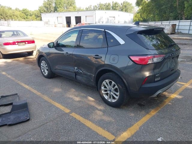 2020 FORD ESCAPE SE 3