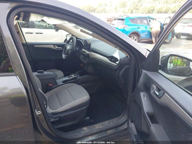 2020 FORD ESCAPE SE 5
