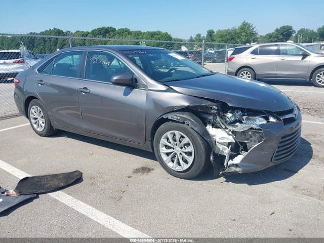2017 TOYOTA CAMRY LE - 1