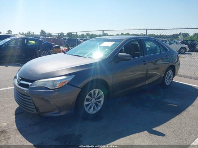 2017 TOYOTA CAMRY LE 2